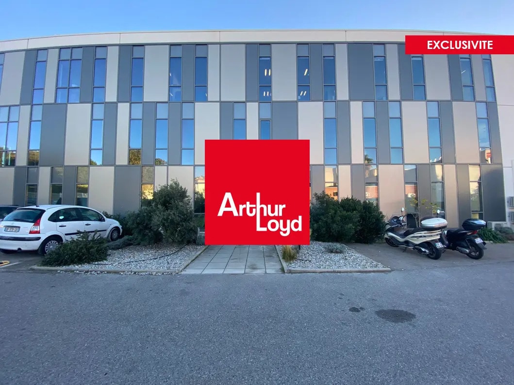 12 Rue Pascal Xavier Coste, Marseille for sale Building Photo- Image 1 of 11