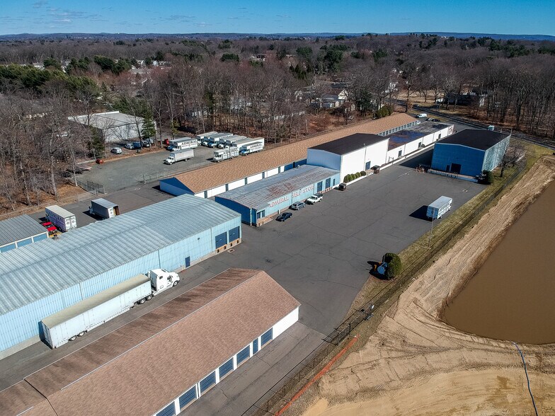 410-428 Ellington Rd, South Windsor, CT à louer - Aérien - Image 3 de 11