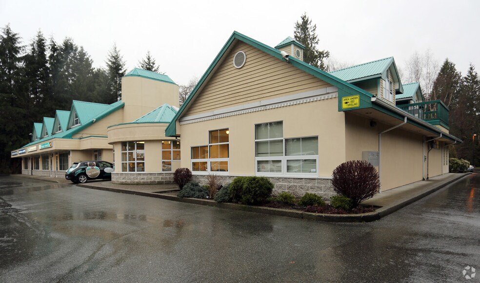 21409 Lougheed Hwy, Maple Ridge, BC for sale - Primary Photo - Image 1 of 1