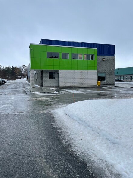 75 Auriga Dr, Ottawa, ON à vendre - Photo principale - Image 1 de 1