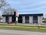 2619 Coon Rapids Blvd NW, Coon Rapids MN - Entrepôt