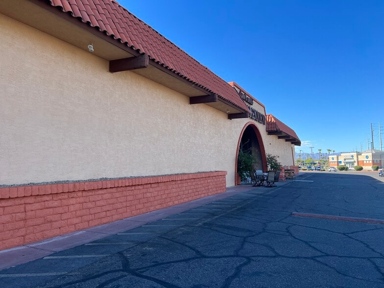 4995 S Eastern Ave, Las Vegas, NV for lease - Building Photo - Image 3 of 7