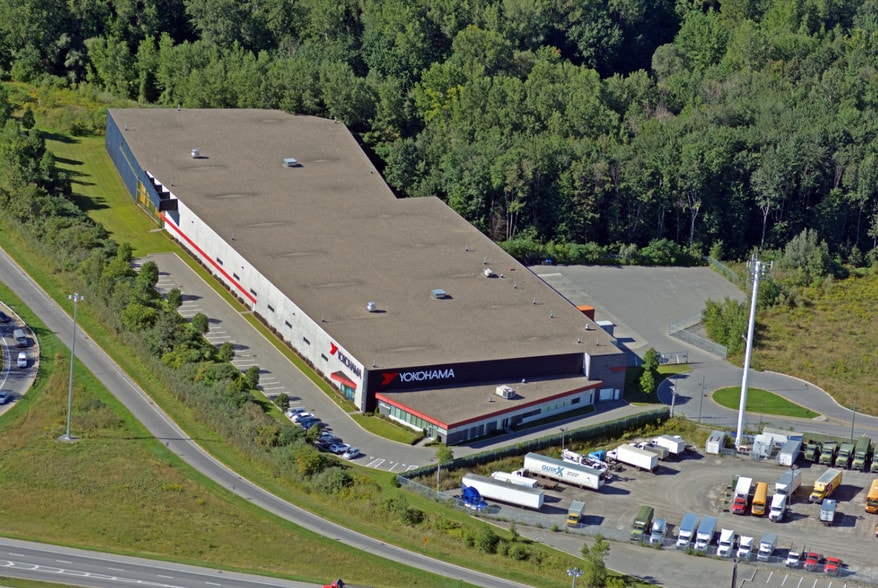 2650 Rue Étienne-Lenoir, Laval, QC à vendre - Photo du bâtiment - Image 1 de 1