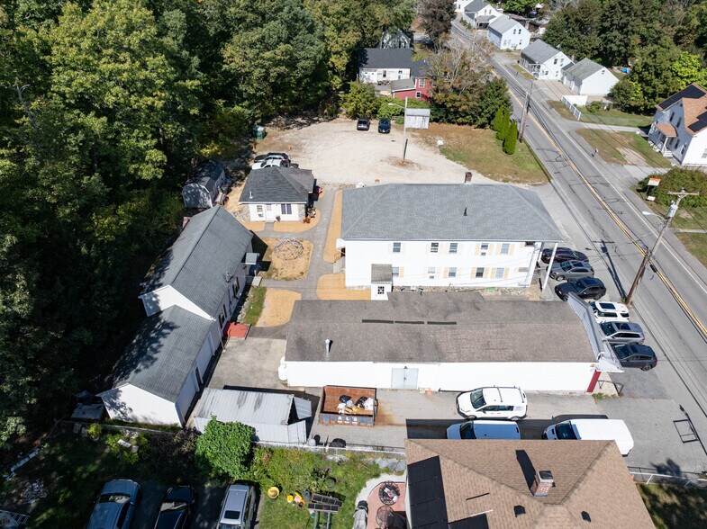 31-37 Leicester St, North Oxford, MA à vendre - Photo du bâtiment - Image 3 de 23