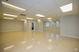 12985 SW 130th Ct, Miami, FL for lease Interior Photo- Image 1 of 6
