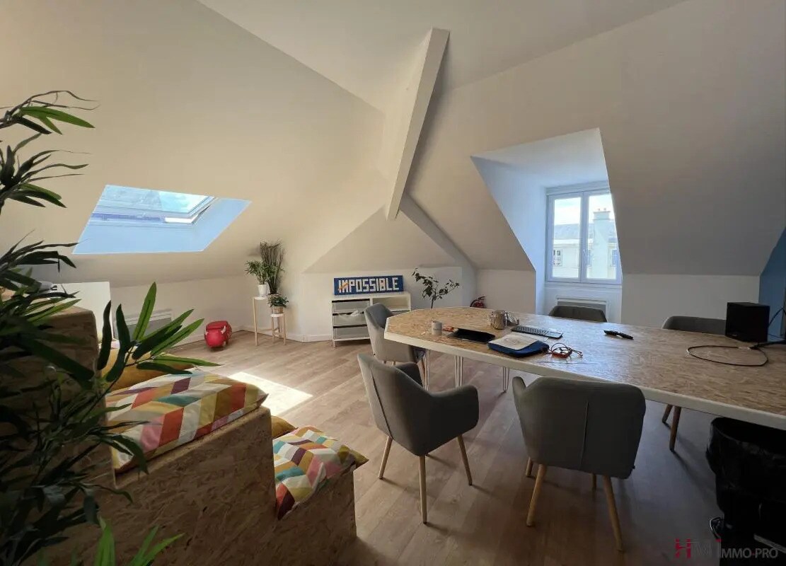 Bureau dans Rouen à louer Photo intérieure- Image 1 de 10