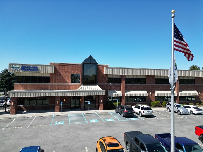 2123 N Government Way, Coeur d'Alene, ID for sale - Building Photo - Image 1 of 19