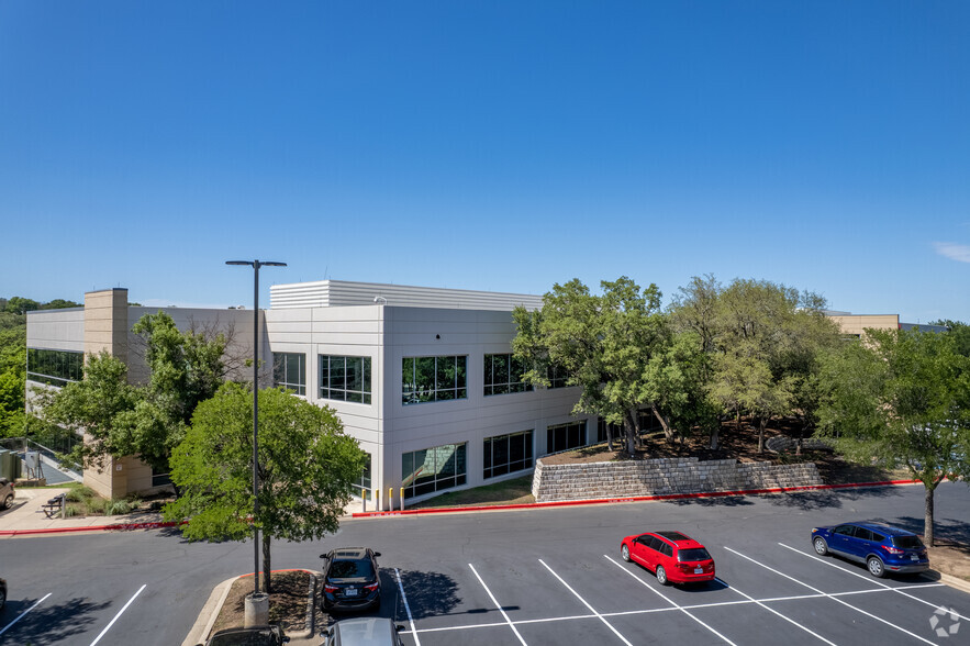 3300 Duval Rd, Austin, TX for lease - Building Photo - Image 2 of 9