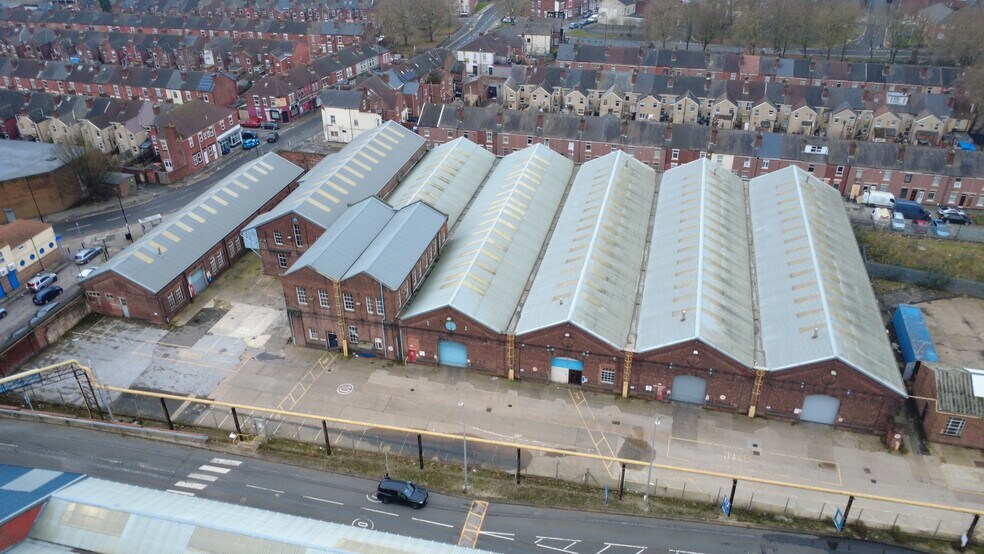 North Bridge Rd, Doncaster à louer - Photo du bâtiment - Image 2 de 17
