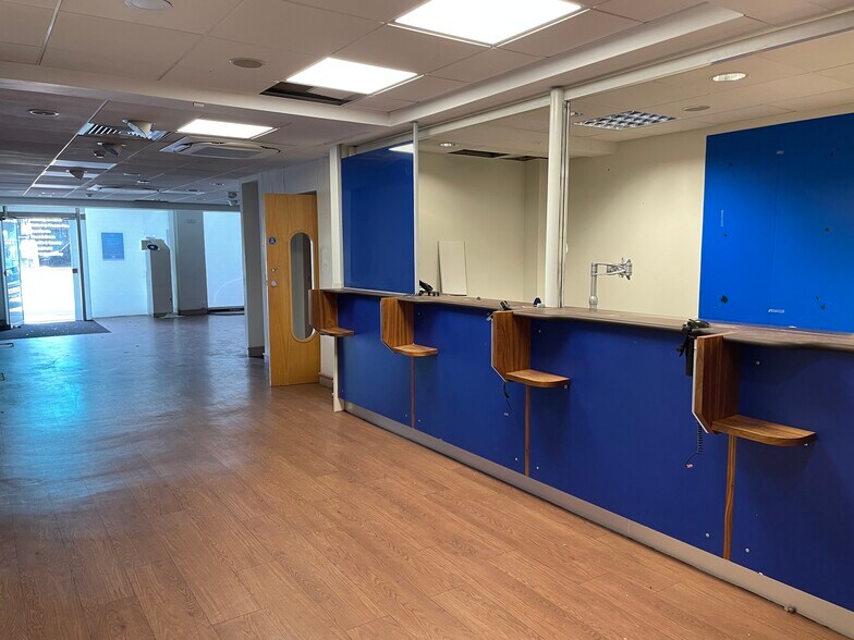 88 High St, Midsomer Norton à louer - Photo du bâtiment - Image 3 de 5