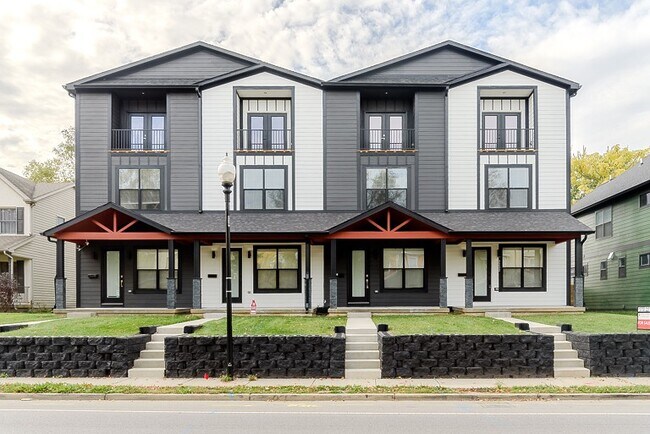 Plus de détails pour 2226-2232 Central Ave, Indianapolis, IN - Multi-résidentiel à vendre