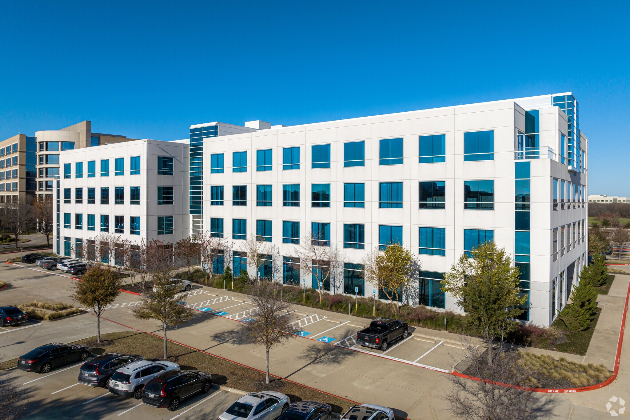 5445 Legacy Dr, Plano, TX à louer Photo du bâtiment- Image 1 de 31