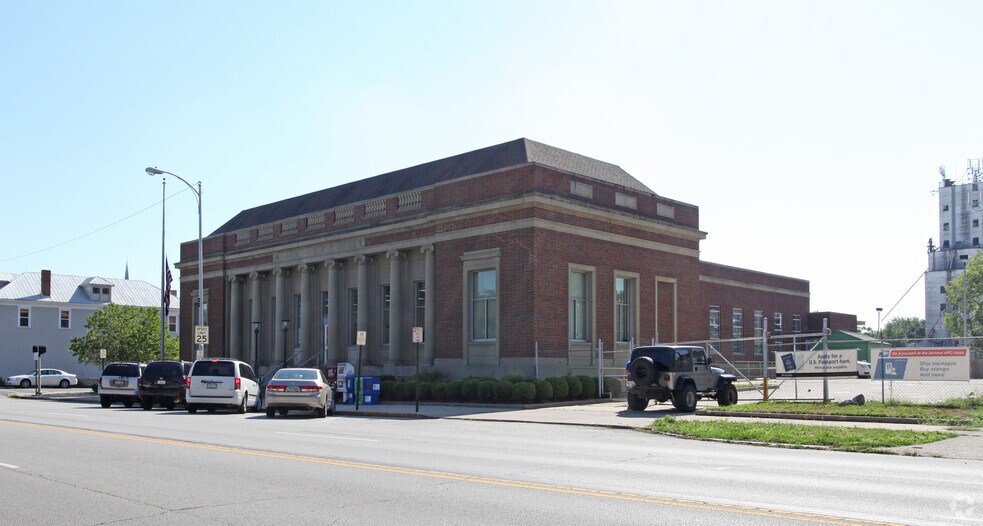 305 S Market St, Troy, OH à louer - Photo du bâtiment - Image 2 de 3