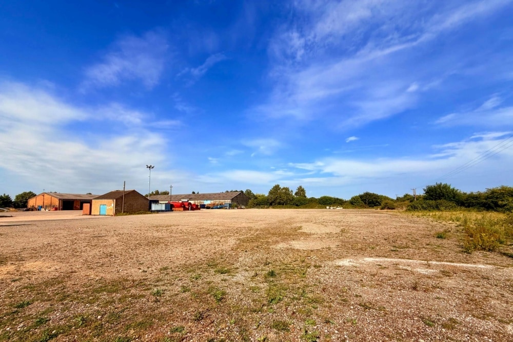 Langrick Rd, Lincoln for lease Primary Photo- Image 1 of 3