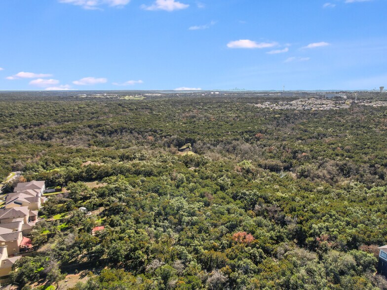 11115 Zimmerman Ln, Austin, TX à vendre - Photo du bâtiment - Image 2 de 11