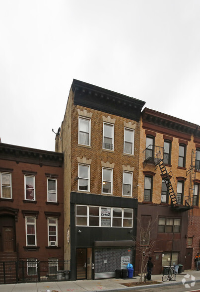 450 Nostrand Ave, Brooklyn, NY for sale - Primary Photo - Image 1 of 1