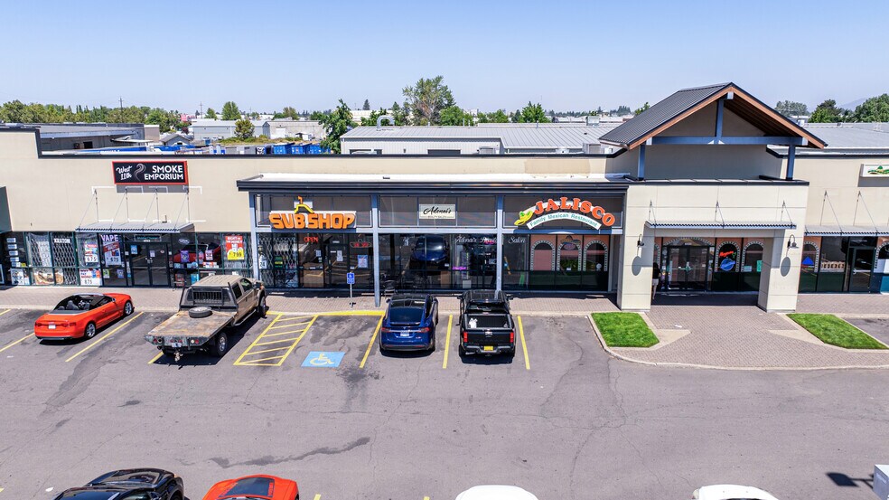 3001-3169 W 11th Ave, Eugene, OR for lease - Building Photo - Image 2 of 16