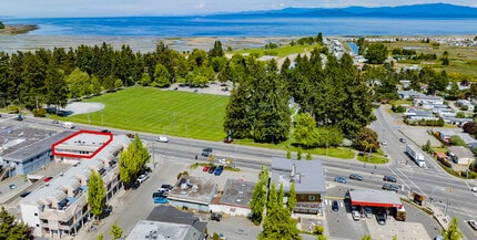 198 Island Hwy E, Parksville, BC à louer Aérien- Image 1 de 4