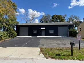 8132 Cormel St, Port Richey, FL for lease Interior Photo- Image 2 of 21