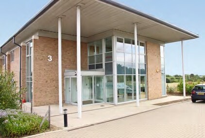 3 Percy Rd, Huntingdon à vendre - Photo du bâtiment - Image 3 de 5