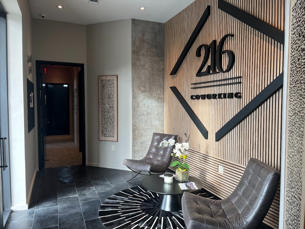 216 E Cherokee Ave, Cartersville, GA à louer Photo du bâtiment- Image 1 de 13