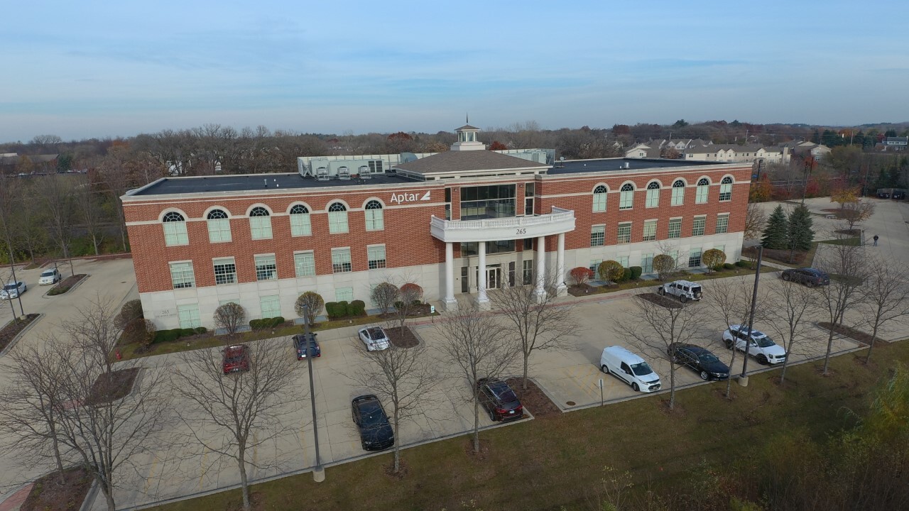 265 Exchange Dr, Crystal Lake, IL for lease Building Photo- Image 1 of 11