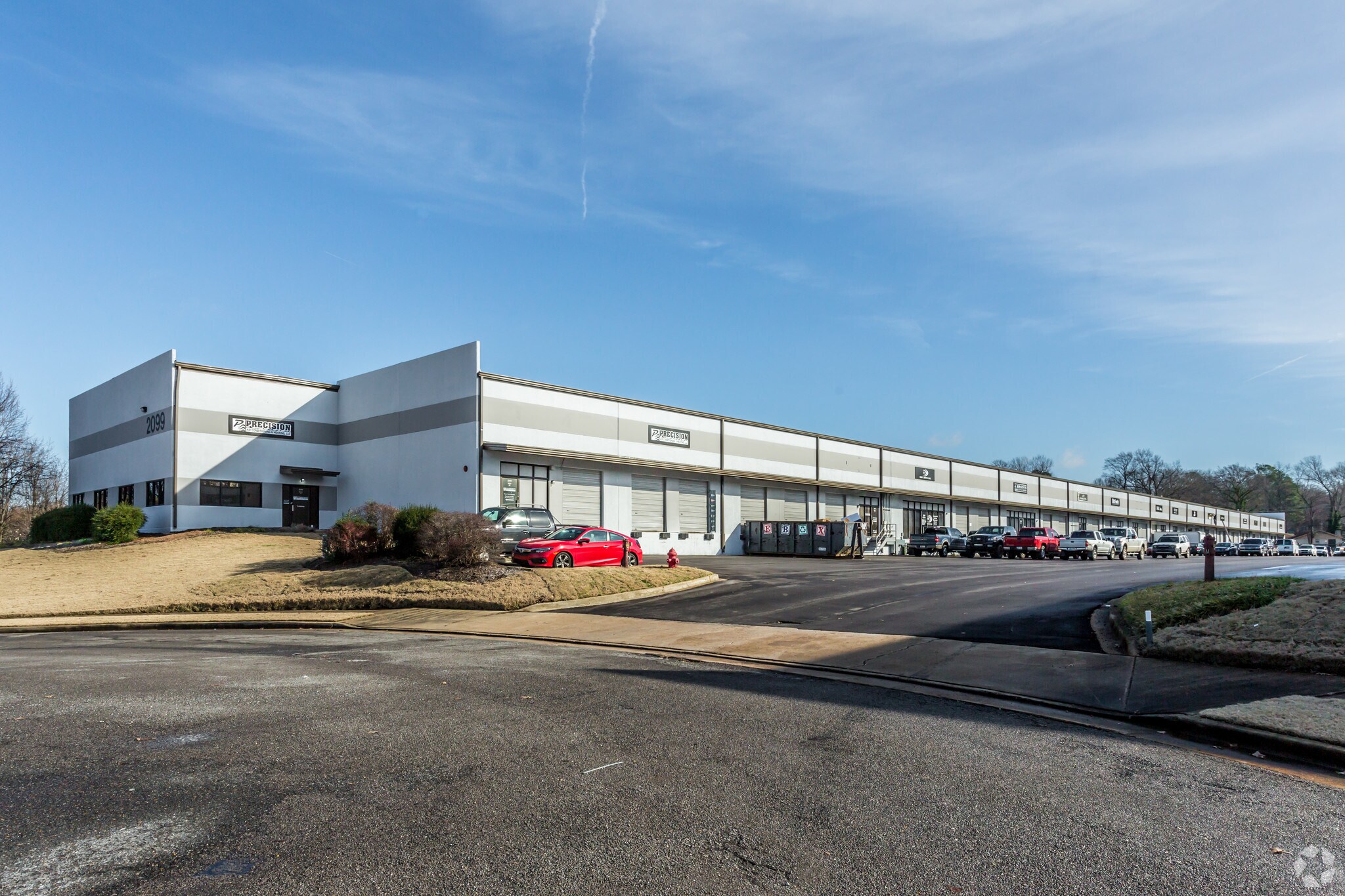 2093 Thomas Rd, Memphis, TN à louer Photo principale- Image 1 de 17