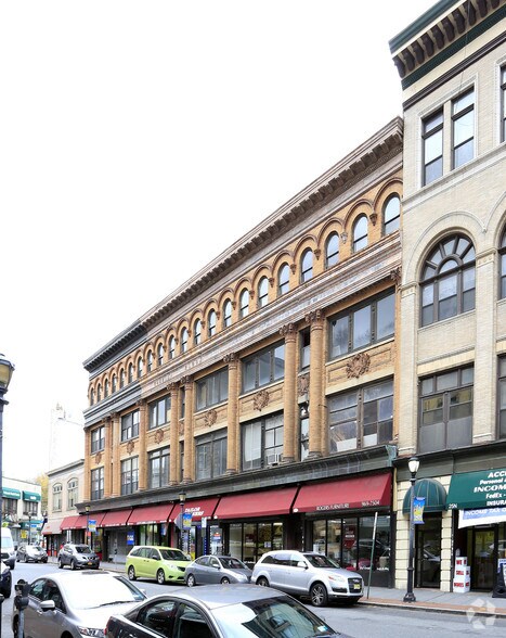 15-23 N Broadway, Yonkers, NY à louer - Photo du bâtiment - Image 2 de 4