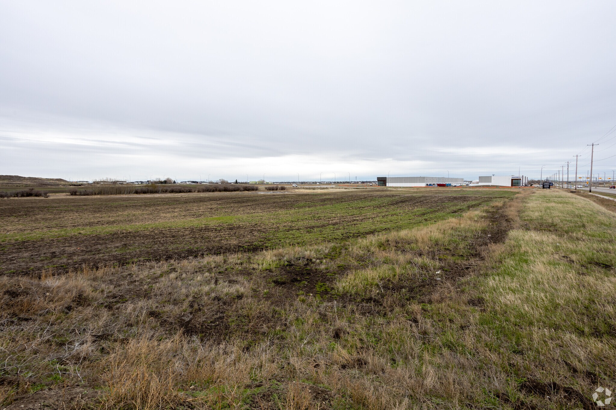 9020 36 St NE, Calgary, AB à vendre Photo principale- Image 1 de 1