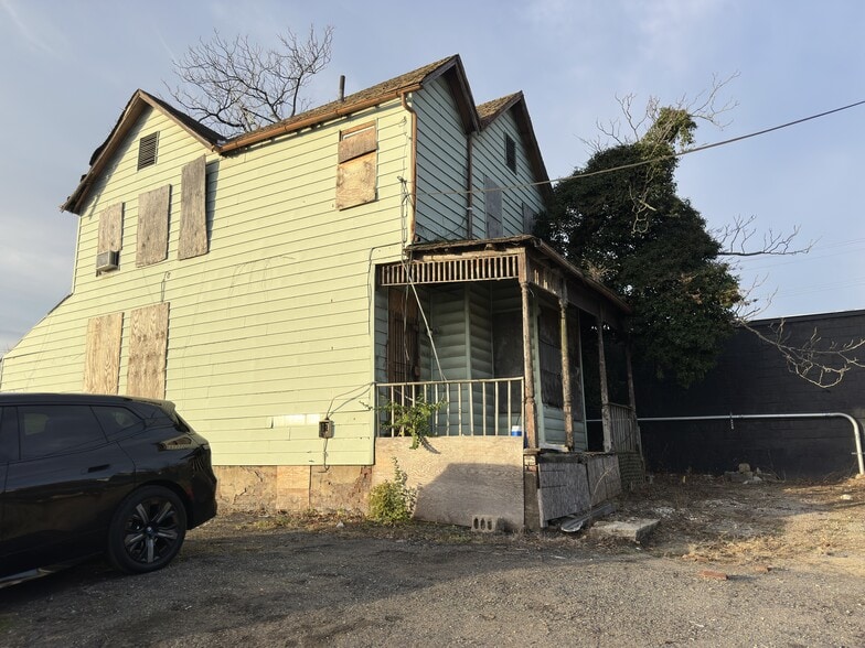 2203 Channing St NE, Washington, DC for lease - Building Photo - Image 2 of 5