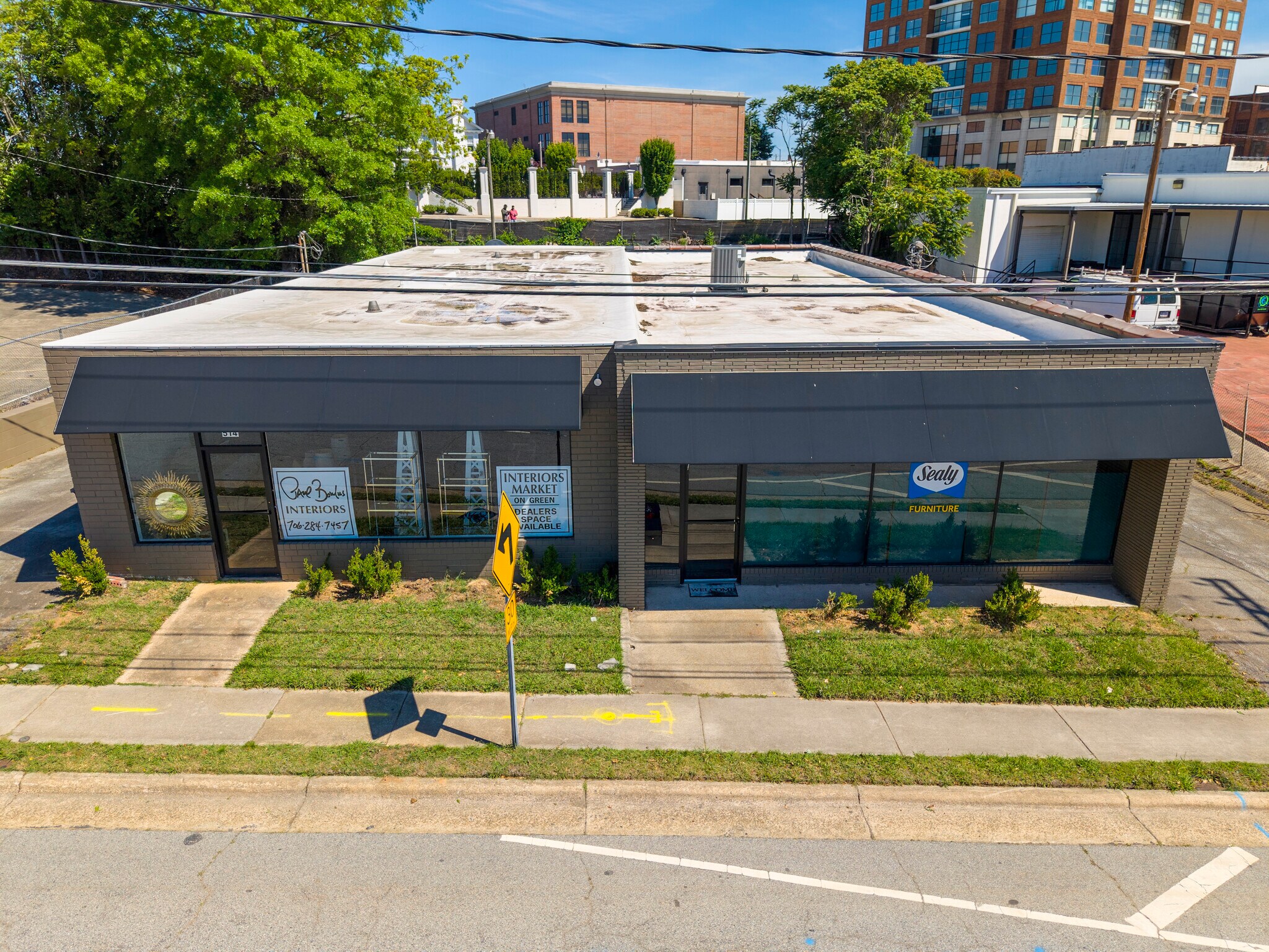 512-514 W Green St, High Point, NC à louer Photo du bâtiment- Image 1 de 7