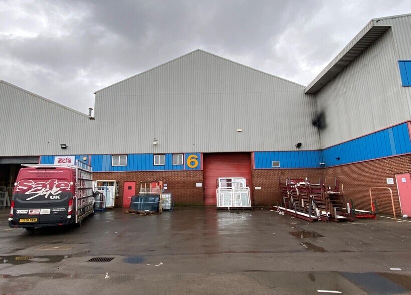 Madleaze Rd, Gloucester à louer - Photo du bâtiment - Image 3 de 5