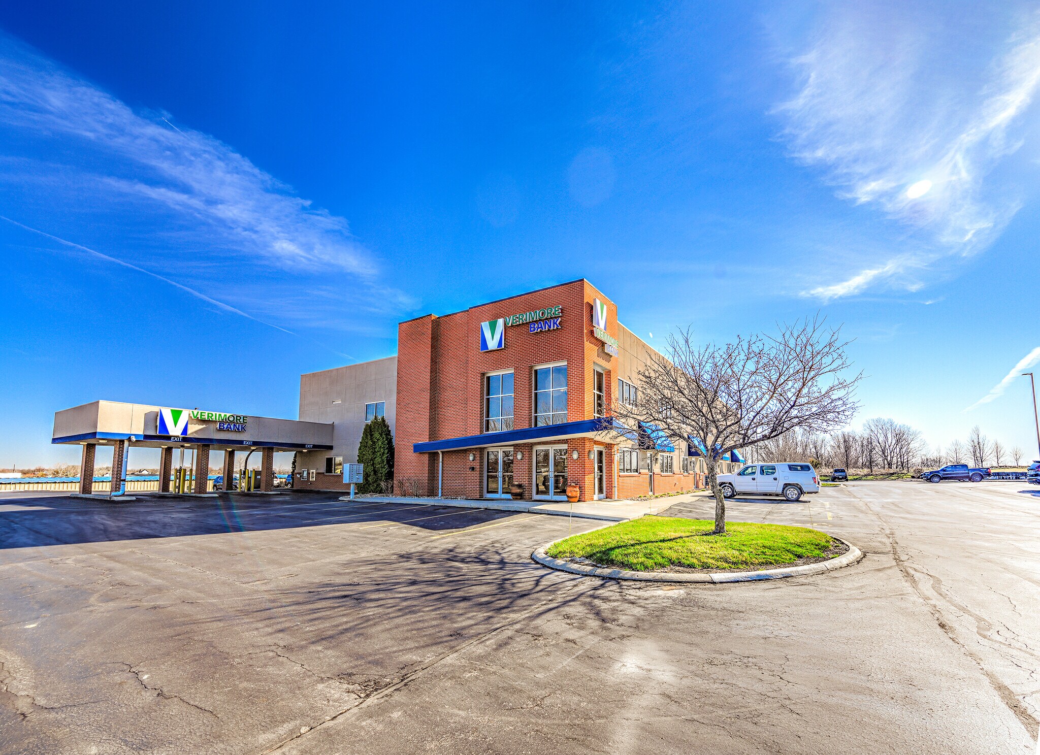 455 S Sam Barr Dr, Kearney, MO for lease Building Photo- Image 1 of 5