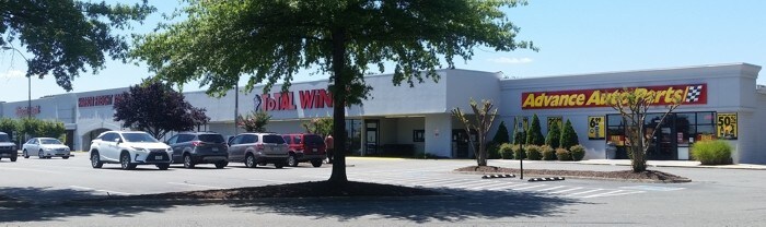 8045-8081 W Broad St, Richmond, VA for lease - Building Photo - Image 2 of 8