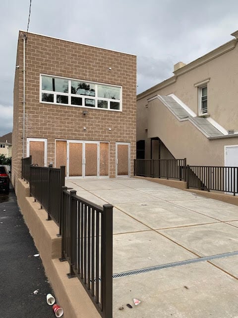 4162 Victory Blvd, Staten Island, NY for lease Primary Photo- Image 1 of 7