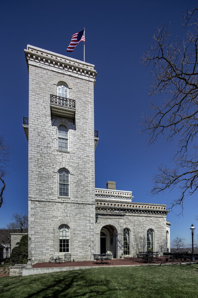 4 Selma Farm Ln, Festus, MO à vendre - Photo du bâtiment - Image 1 de 1