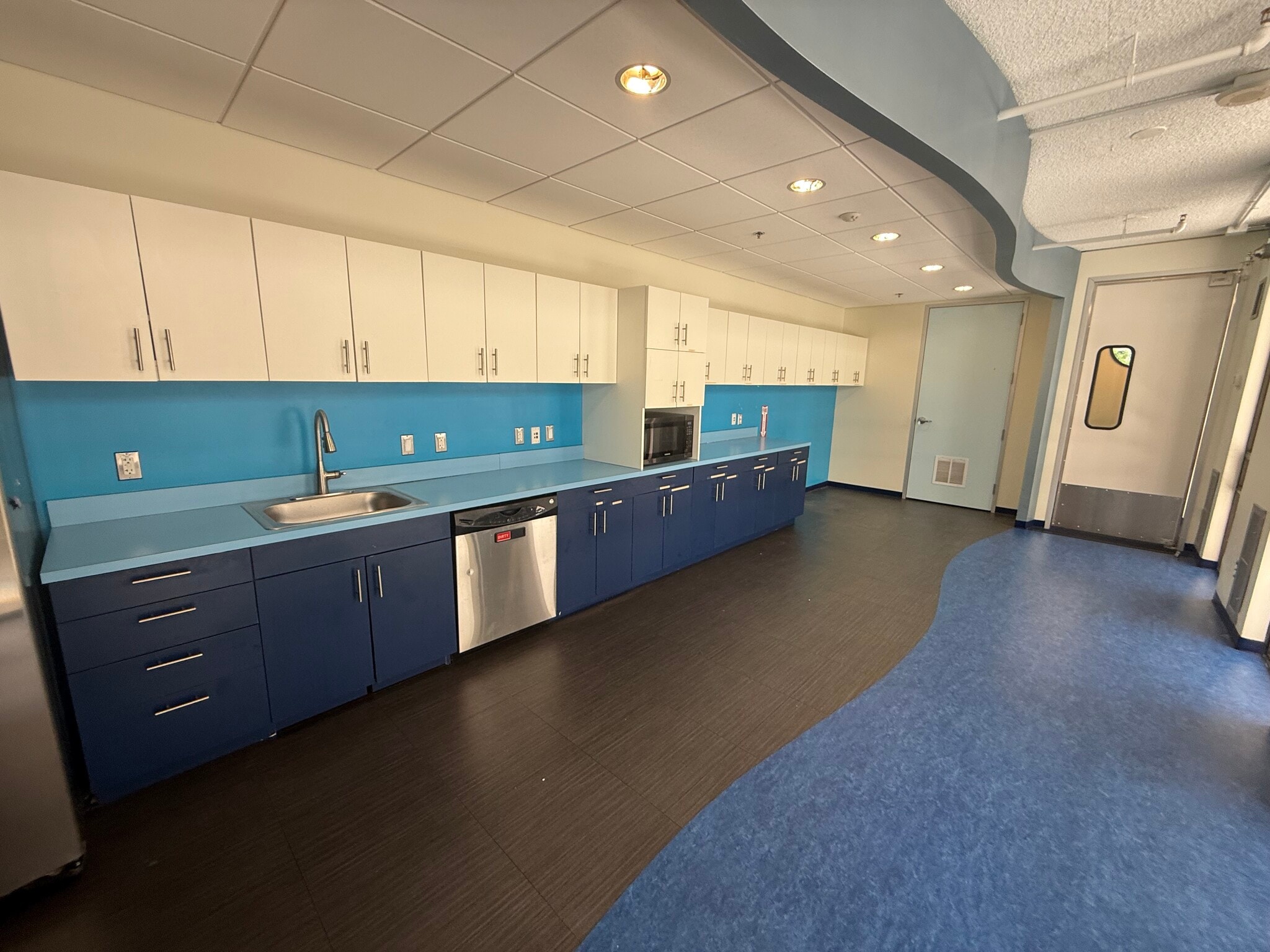 1320 19th St NW, Washington, DC for lease Interior Photo- Image 1 of 5