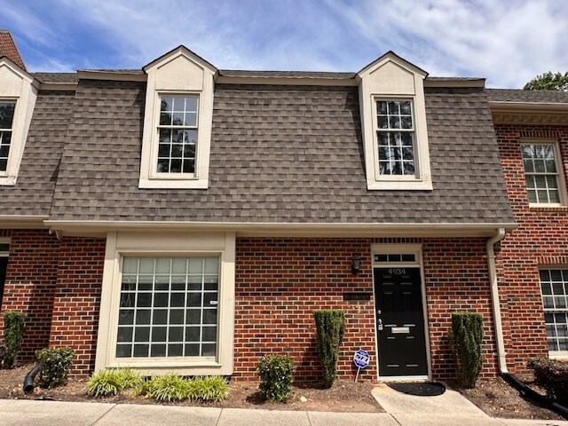 4922-4948 Windy Hill Dr, Raleigh, NC à vendre Photo du bâtiment- Image 1 de 1