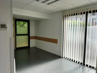 Plus de détails pour 756 Rue Edouard Herriot, Jassans-Riottier - Bureau à louer