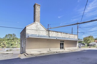 Plus de détails pour 200 Town Alley, Taylorsville, NC - Local commercial à louer