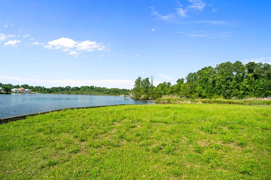 0000 Old Bridge St, Jacksonville, NC for sale - Building Photo - Image 2 of 29