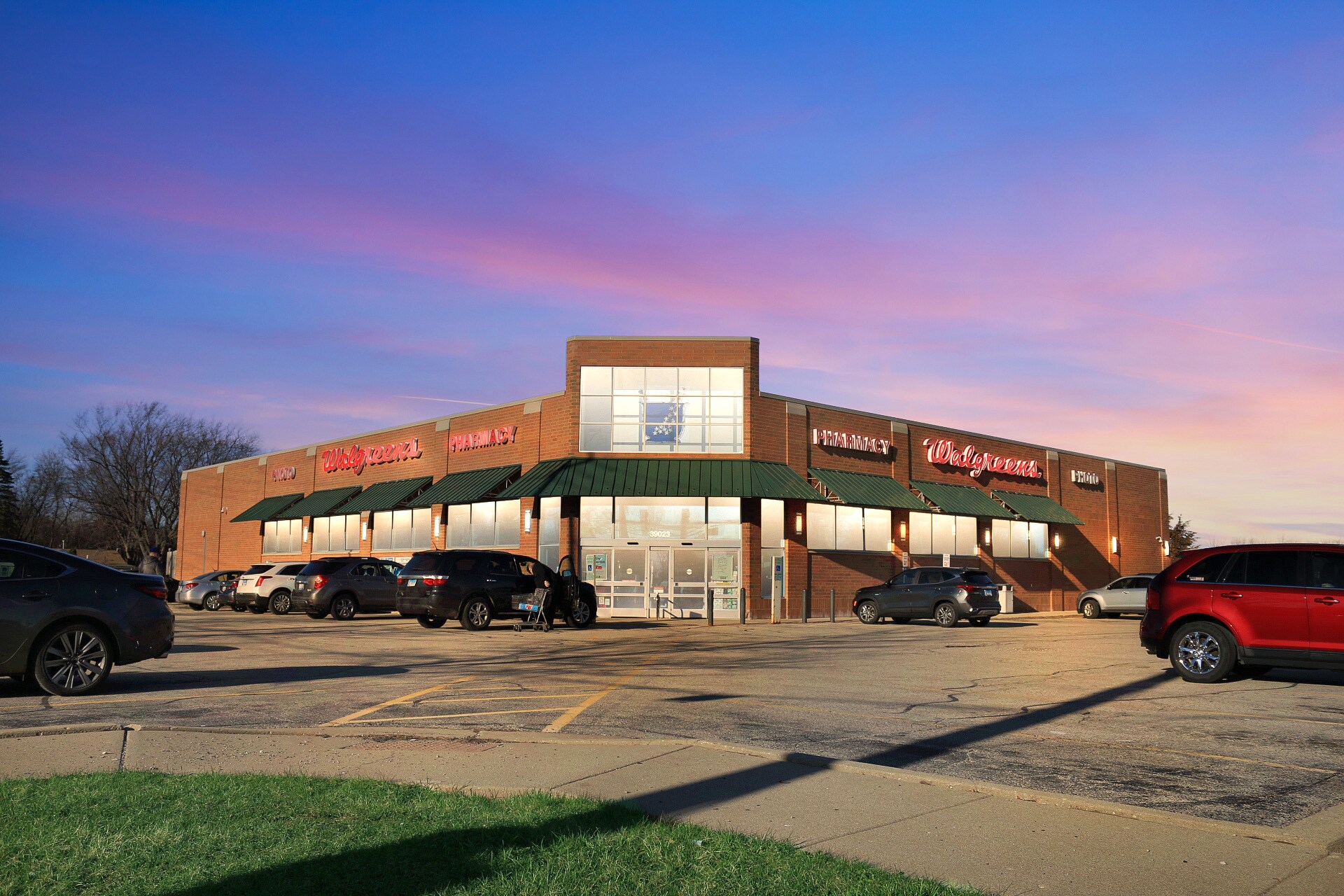 39023 Green Bay Rd, Beach Park, IL à vendre Photo du bâtiment- Image 1 de 2