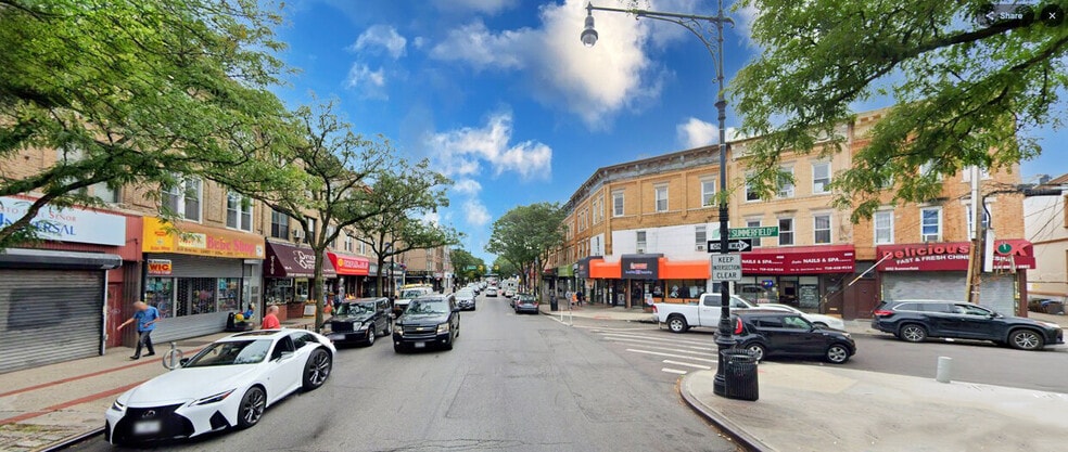 6040 Myrtle Ave, Ridgewood, NY à louer - Photo du bâtiment - Image 2 de 3