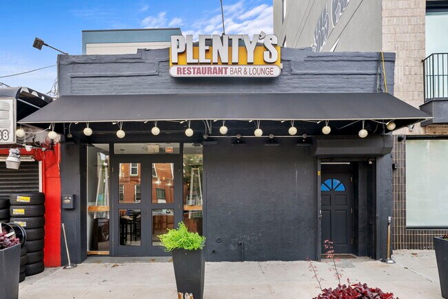 Plus de détails pour 992 Rogers Ave, Brooklyn, NY - Spécialité à vendre