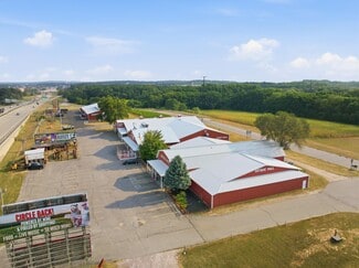 More details for S2269 Timothy Ln, Baraboo, WI - Retail for Sale