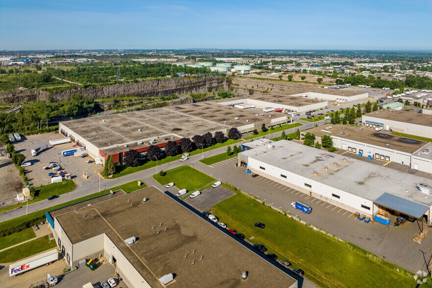 8500-8760 Pl Marien, Montréal-Est, QC à louer - Aérien - Image 2 de 8