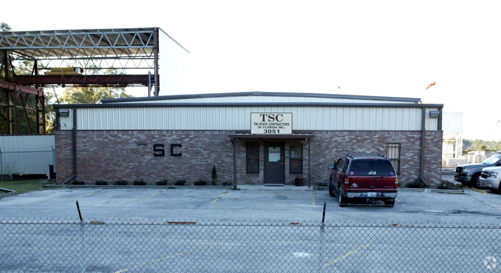 3051 Faye Rd, Jacksonville, FL for lease - Building Photo - Image 2 of 11