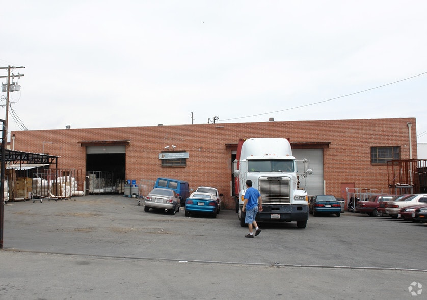 12905 S Spring St, Los Angeles, CA for lease - Building Photo - Image 3 of 3