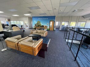 Phoenix Park, Blackburn for lease Interior Photo- Image 2 of 4