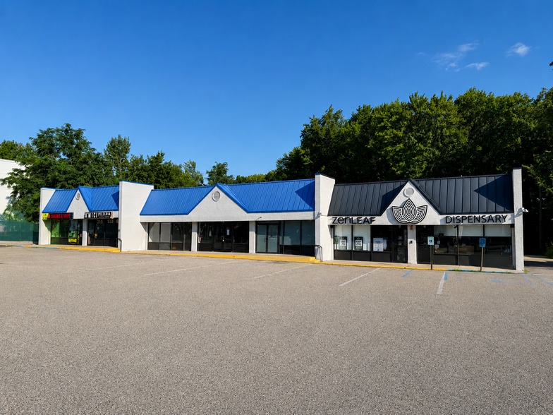 203 Lincoln Hwy, Fairless Hills, PA for lease - Building Photo - Image 2 of 14